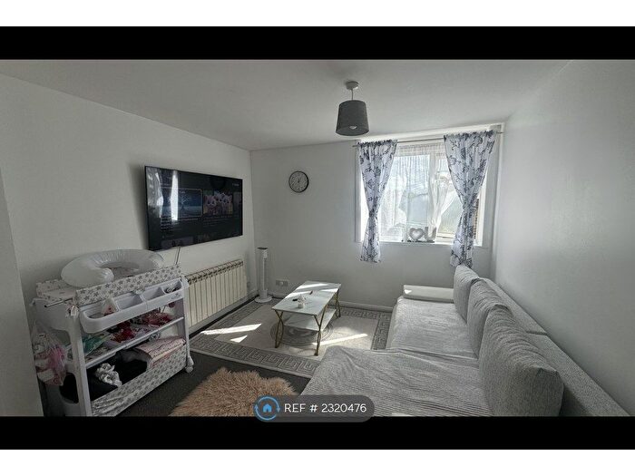 1 Bedroom Flat To Rent In Clifton Place, Margate, CT9