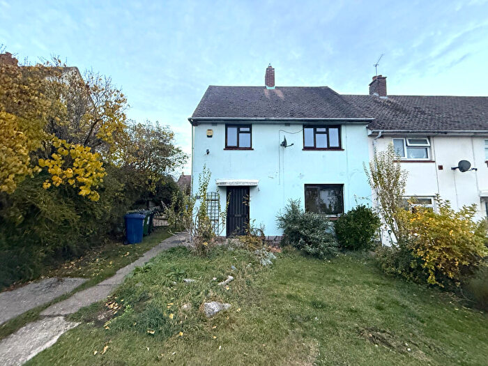 3 Bedroom Semi Detached House For Sale In Mandene Gardens, Sandy, SG19