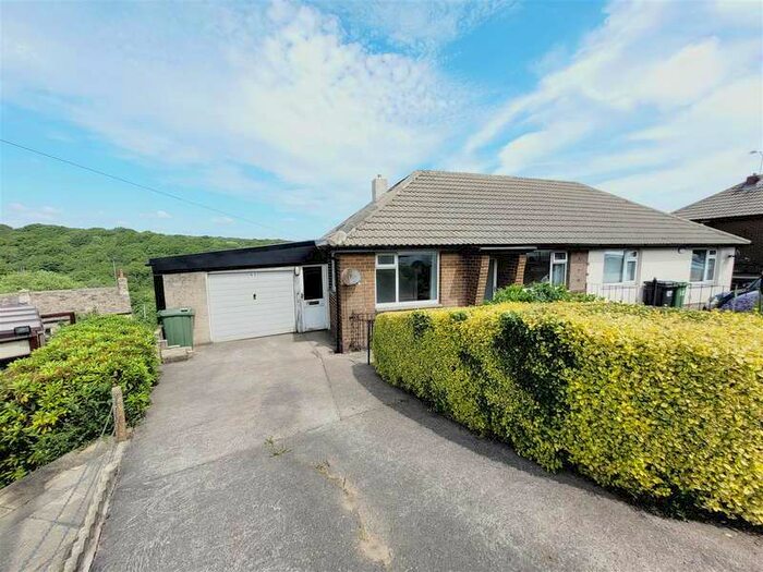 2 Bedroom Semi-Detached Bungalow To Rent In Beaumont Street, Netherton, Huddersfield, HD4