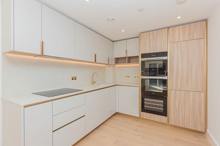 1 Bedroom Flat To Rent In Parrs Way, Fulham Reach, W6