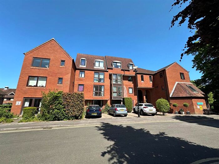 1 Bedroom Retirement Property For Sale In South Street, Farnham, GU9