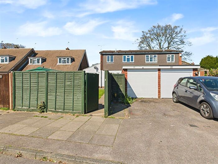 3 Bedroom Property To Rent In Bruce Avenue, Shepperton, TW17