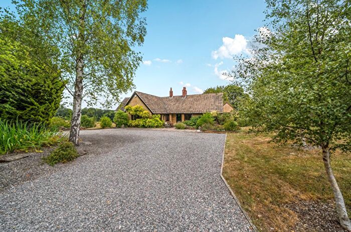 7 Bedroom Detached House For Sale In Hodson Road, Chiseldon, SN4