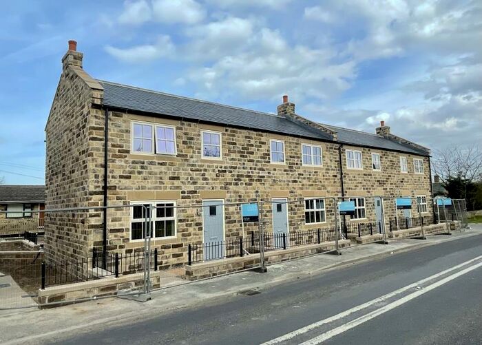 3 Bedroom End Of Terrace House For Sale In Plot New Inn, Pateley Bridge