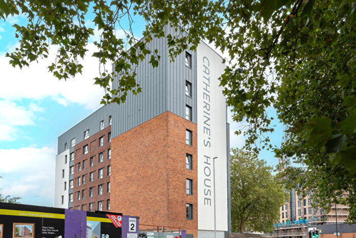 1 Bedroom Flat For Sale In Catherine's House Dalby Avenue, Bedminster, Bristol, BS3