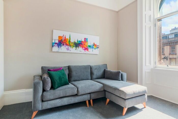 2 Bedroom Flat To Rent In High Street, City Centre, Dundee, DD1