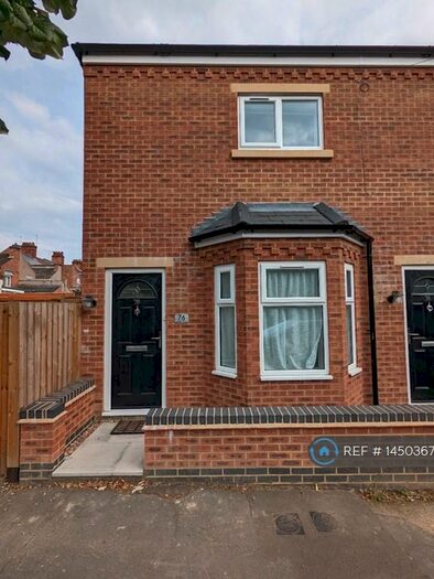 2 Bedroom Maisonette To Rent In Jubilee Street, Rugby, CV21