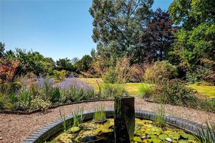 5 Bedroom Detached House For Sale In High Street, Botley, Hampshire, SO30