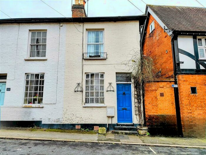 2 Bedroom House To Rent In Middle Road, Harrow On The Hill, HA2