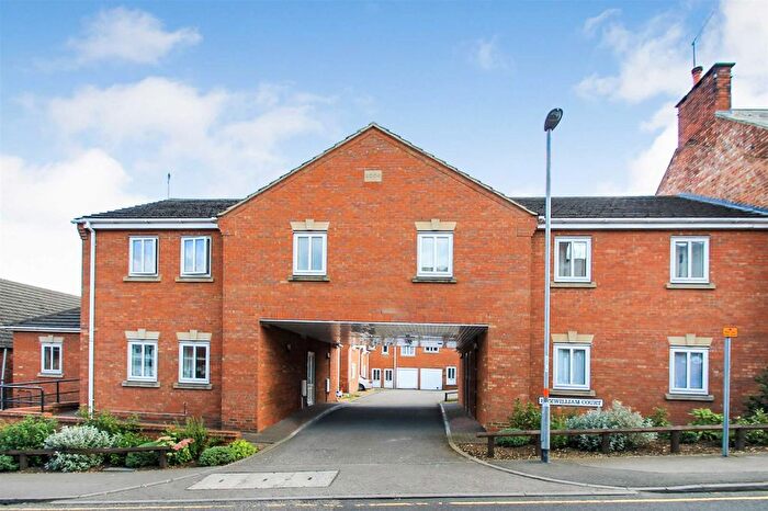 2 Bedroom Flat To Rent In Fitzwilliam Court, Rushden, NN10