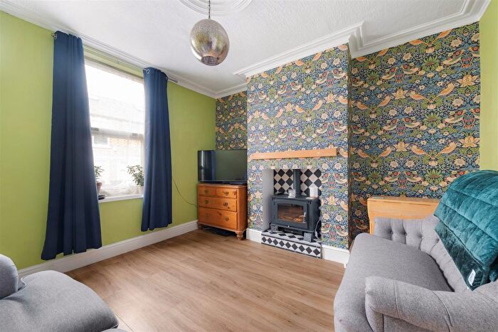 2 Bedroom Terraced House For Sale In Stewart Road, Sharrow Vale, S11