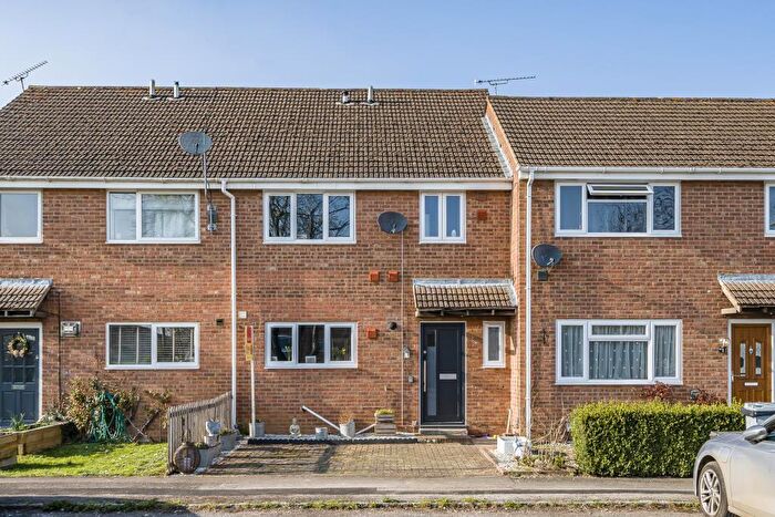 4 Bedroom Terraced House For Sale In Carterton, Oxfordshire, OX18