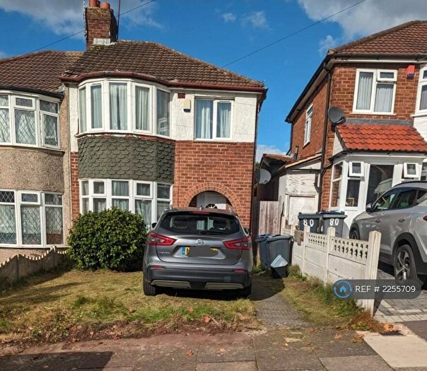 3 Bedroom Semi-Detached House To Rent In Coleraine Road, Birmingham, B42
