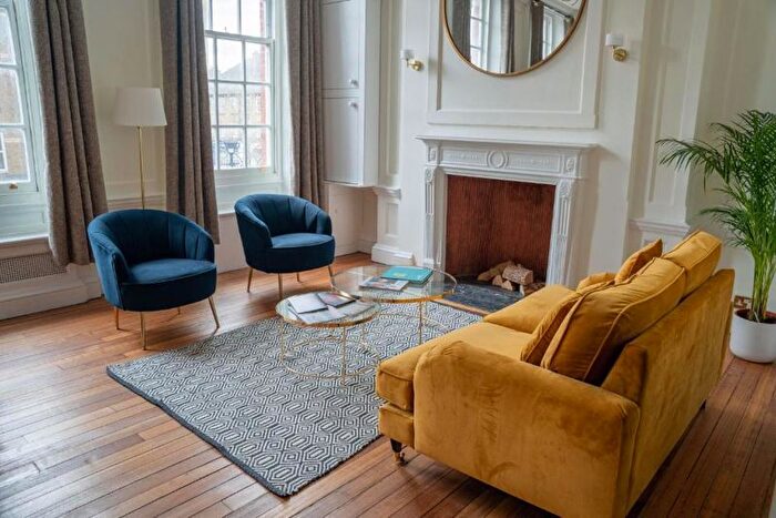 Studio To Rent In Charrington House, Cephas Avenue, London, E1