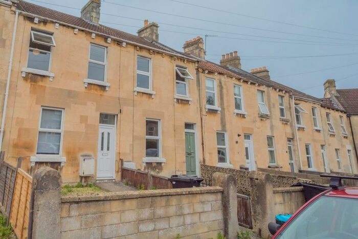4 Bedroom Terraced House To Rent In Lorne Road, Bath BA2