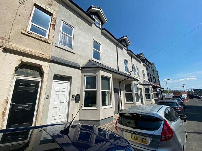 2 Bedroom Flat For Sale In Coop Street, Blackpool, FY1