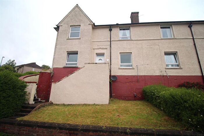 2 Bedroom Flat For Sale In Rose Street, Greenock, PA16