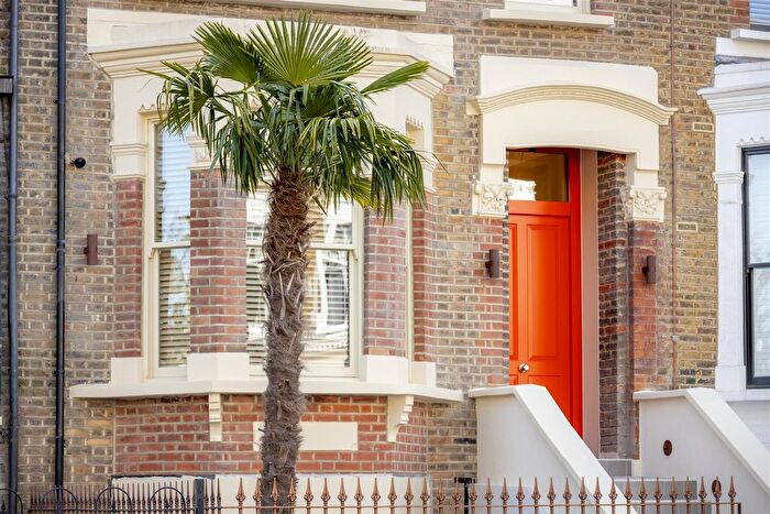 Studio To Rent In Shirland Road, London, W9