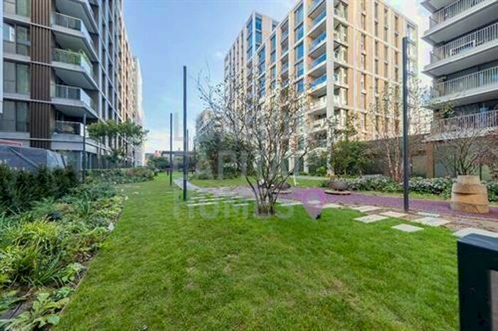 1 Bedroom Apartment To Rent In Salisbury House Pince Of Wales Drive, SW11