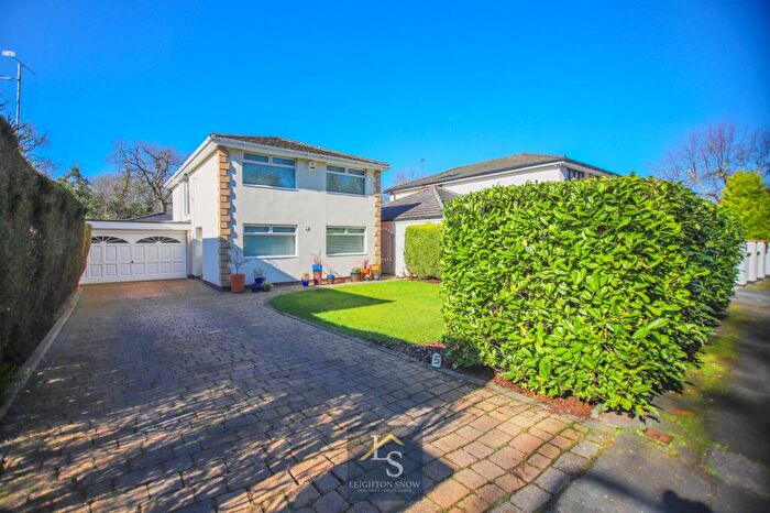 4 Bedroom Detached House For Sale In Dorset Avenue, Bramhall, SK7