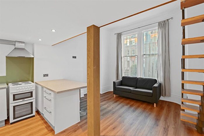 1 Bedroom Studio To Rent In Lanhill Road, Maida Vale, London, W9