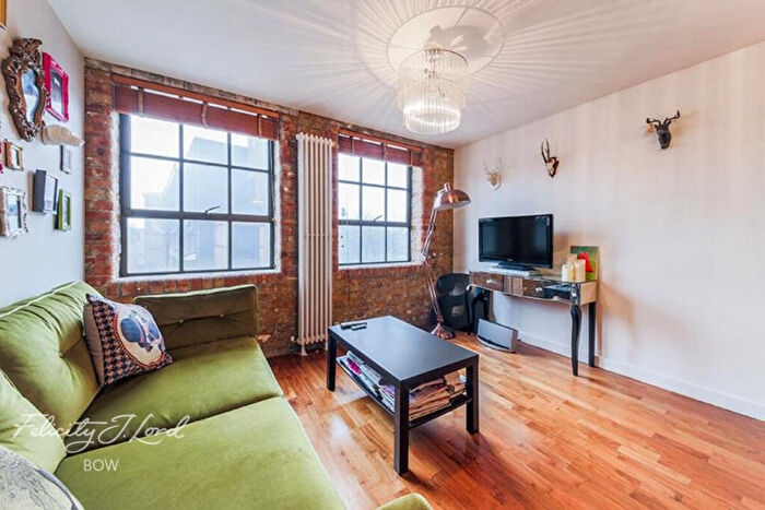 2 Bedroom Flat To Rent In Old Ford Road, London, E3