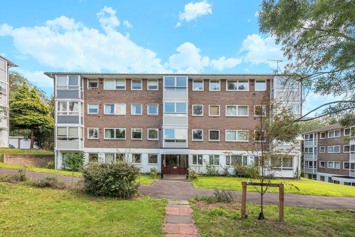 2 Bedroom Flat To Rent In Southfield Park, East Oxford, OX4