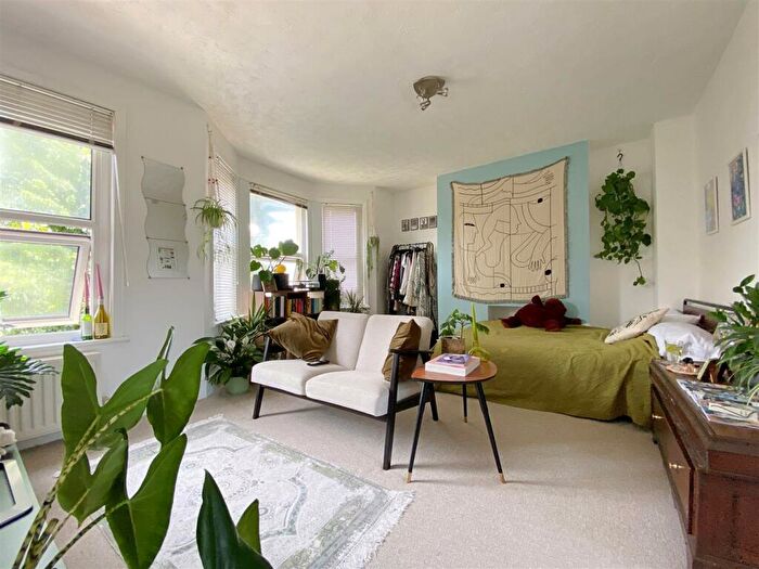 Studio To Rent In Westbourne Street - Quiet Location, BN3