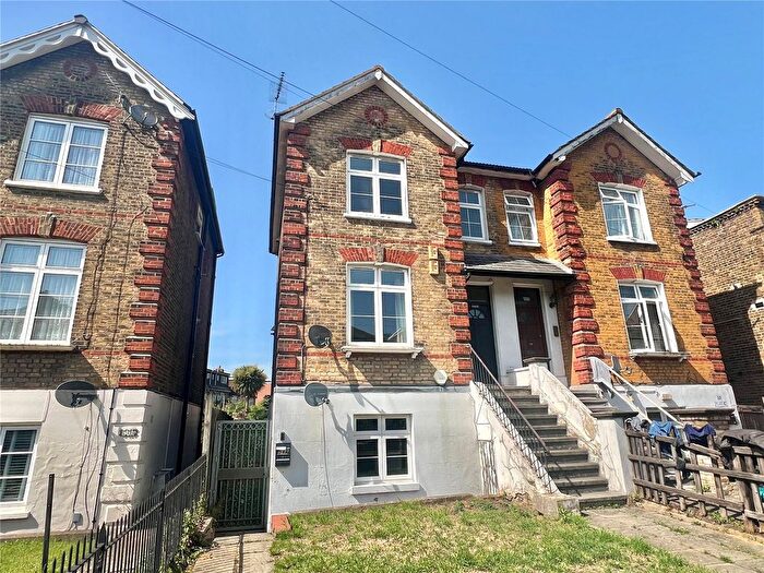 1 Bedroom Flat To Rent In Truro Road, London, N22