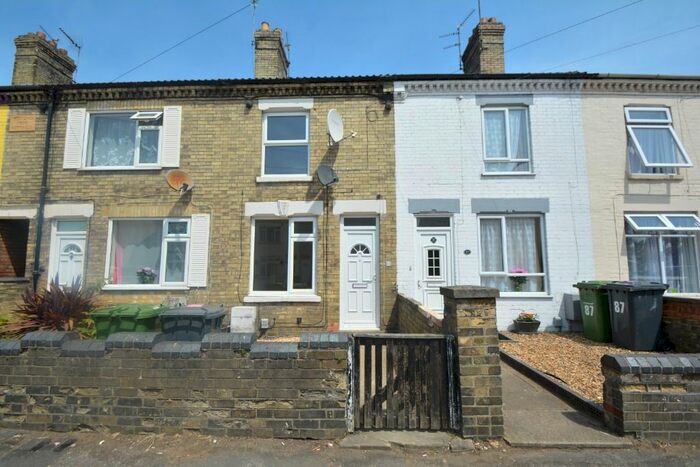 3 Bedroom Terraced House To Rent In Padholme Road, Eastfield, Peterborough, PE1