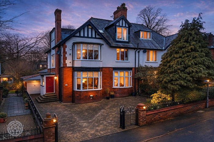 6 Bedroom Semi Detached House For Sale In Albert Road, Bolton, Greater Manchester, BL1