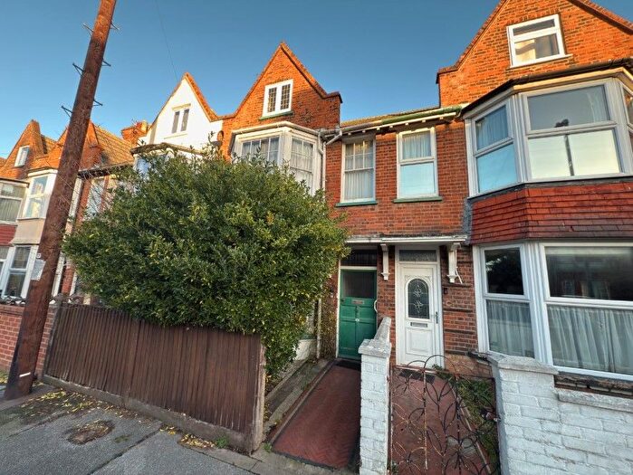 3 Bedroom Terraced House For Sale In Royal Avenue, Lowestoft, Suffolk, NR32