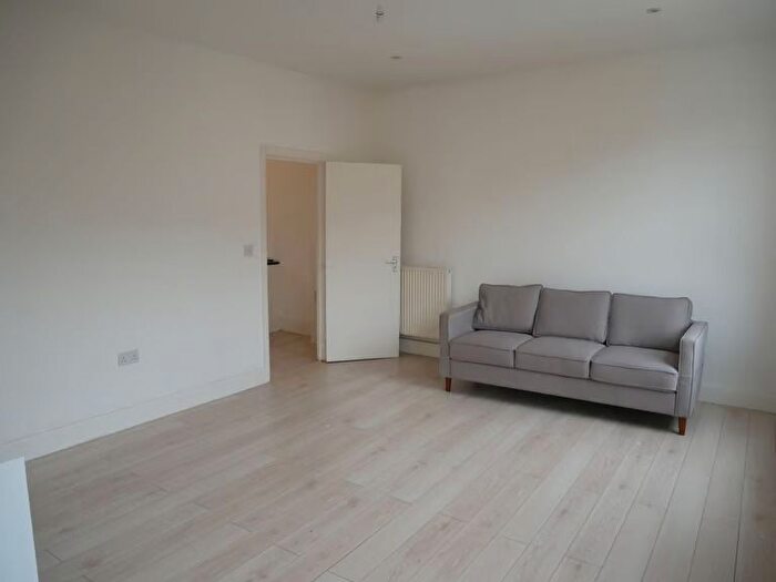 1 Bedroom Flat To Rent In Ashmore Road, London, W9