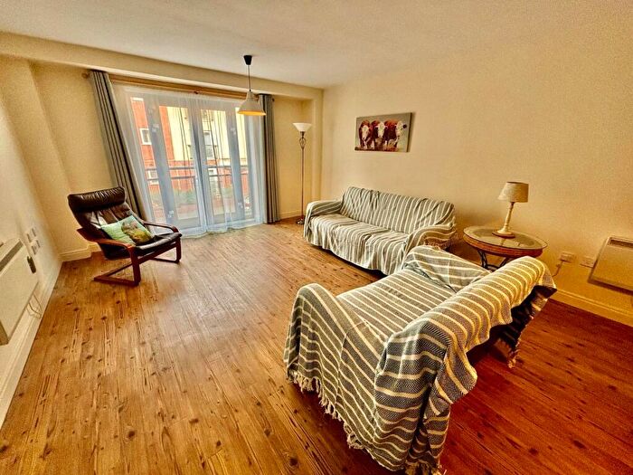 2 Bedroom Apartment For Sale In Newhall Hill, Birmingham, B1