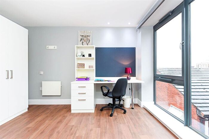 1 Bedroom Flat To Rent In Crewe Street, Chester, CH1