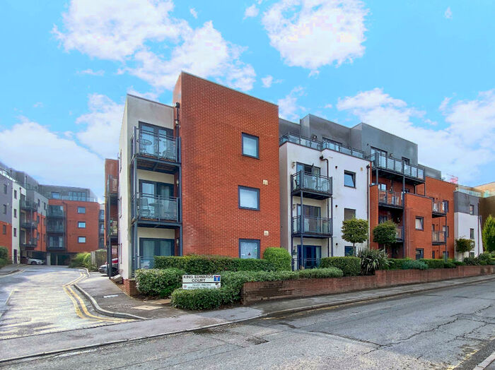 1 Bedroom Apartment To Rent In Walnut Tree Close, Guildford, GU1