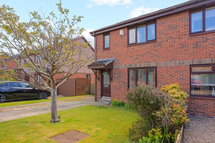 3 Bedroom Semi-Detached House For Sale In Moubray Road, Dalgety Bay, KY11