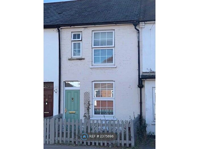 2 Bedroom Terraced House To Rent In Southgate Road, Potters Bar, EN6