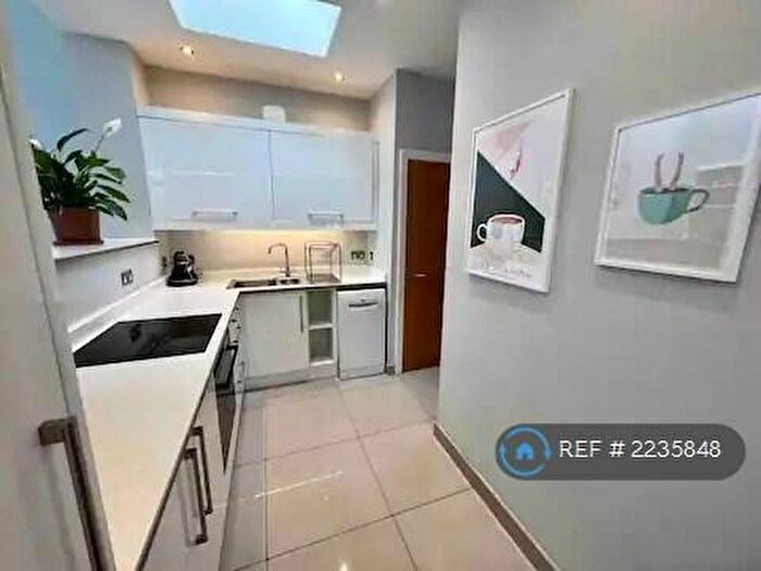 2 Bedroom End Of Terrace House To Rent In Monmouth Road, Bristol, BS7
