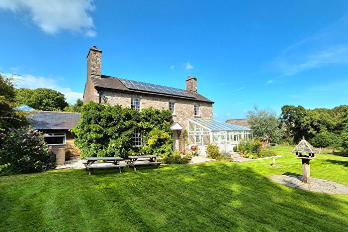 5 Bedroom Farmhouse To Rent In Yealmpton, Devon, PL8