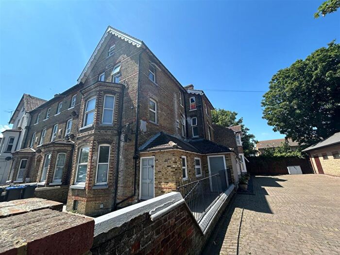 Studio To Rent In Station Road, Herne Bay, CT6