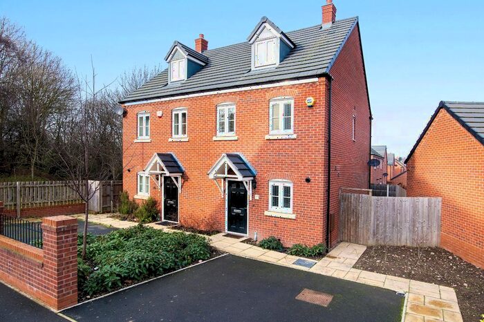 3 Bedroom Semi-Detached House To Rent In Avery Avenue, Edgbaston, Birmingham, B16