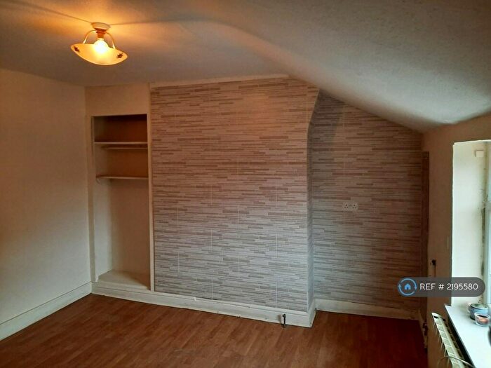 1 Bedroom Flat To Rent In Woodchurch Lane, Birkenhead, CH42