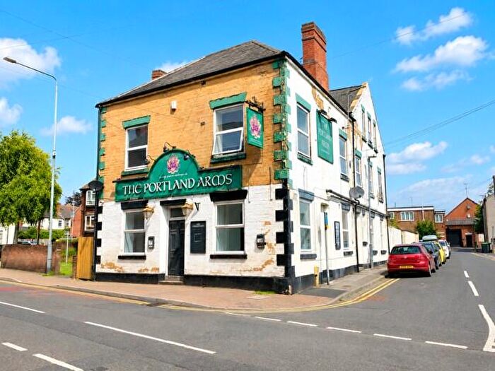 2 Bedroom Flat To Rent In Portland Arms, Annesley Road, NG15