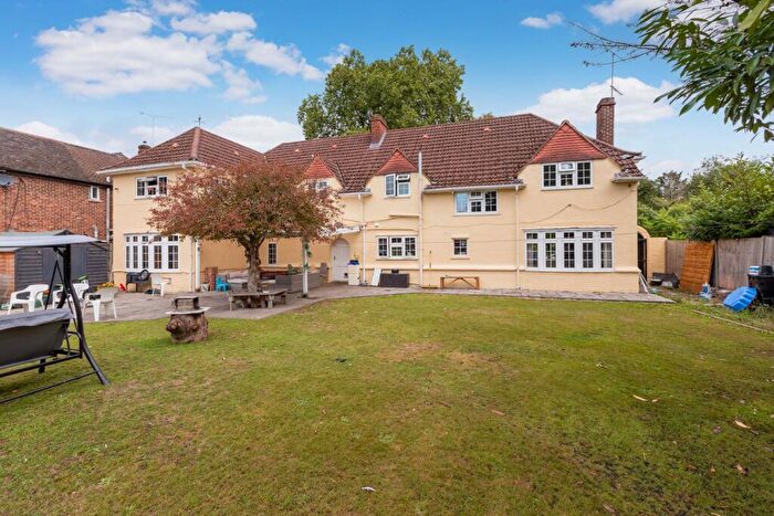 7 Bedroom Detached House For Sale In Braywick Road, Maidenhead, SL6