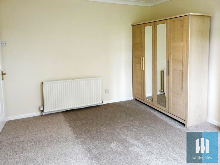 2 Bedroom Bungalow To Rent In Danebury Road, Brighouse, HD6