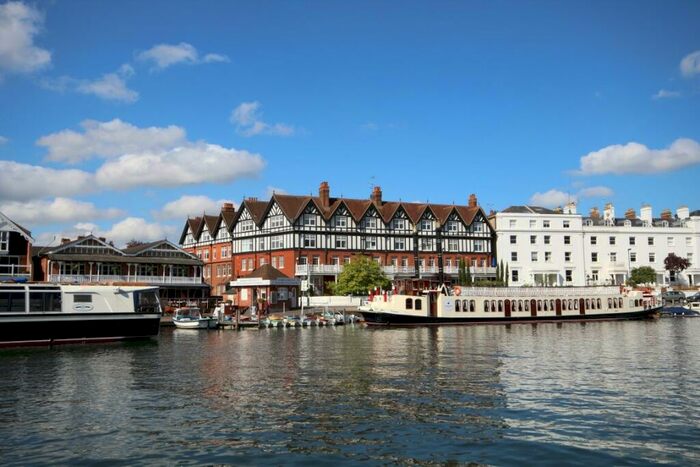 2 Bedroom Apartment To Rent In Station Road, Henley-on-Thames, Oxfordshire, RG9