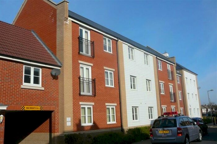 2 Bedroom Flat To Rent In Celestion Drive, Ipswich, Suffolk, IP3