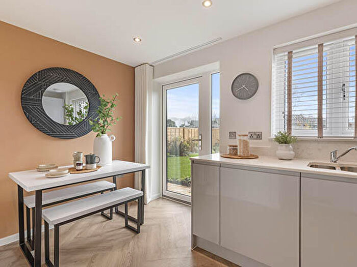 3 Bedroom Semi-Detached House For Sale In Diamond Road Ashchurch Tewkesbury, GL20