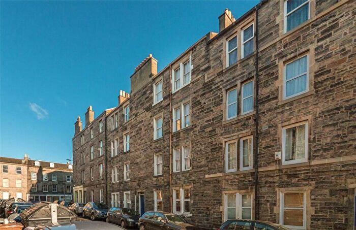 1 Bedroom Flat To Rent In Lyne Street, Edinburgh, EH7